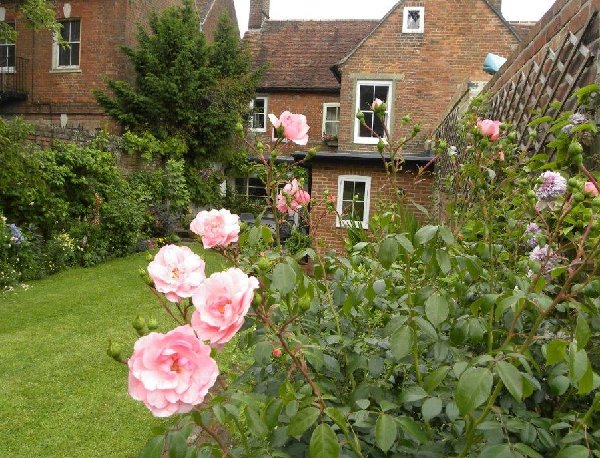 One of the many splendid gardens that were open to visitors