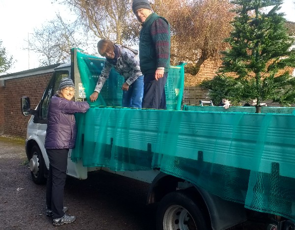 Preparing the float