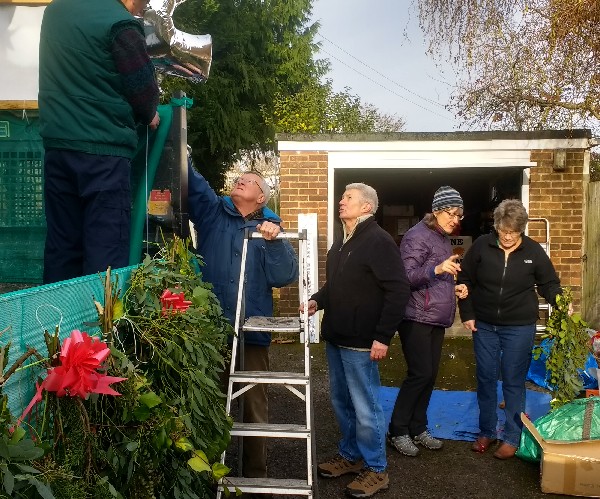 Preparing the float