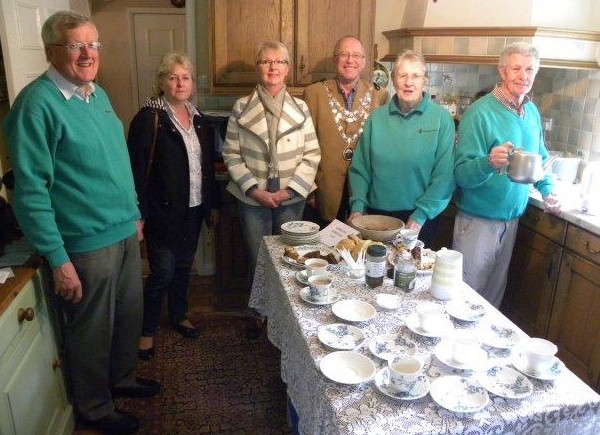 The Mayor and Mayoress arrive for the Coffee Morning