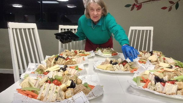 Preparing the food