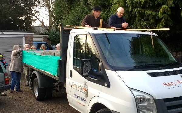 Preparing the float
