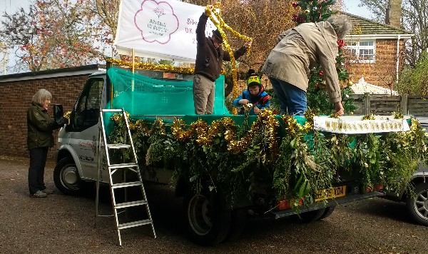 Preparing the float