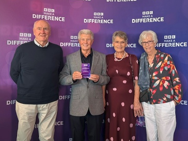 Monday Morning Gang - Make A Difference